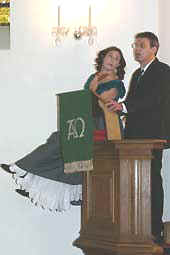 Pfarrer Thomas Werner alias M�rike und Schauspielerin Christine Hofmann - Copyright: Ute Glaser