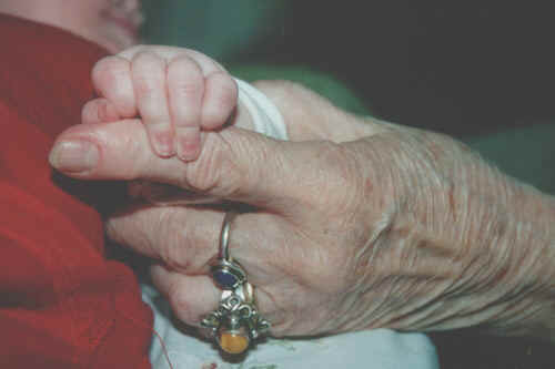 1. Preis beim Wettbewerb "Die Sch�nheit des Alters", 1999; seit 2001 auf Wanderausstellung, Copyright: Ute Glaser - zum Vergr��ern anklicken